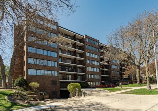 600-4th-st-sw-308-rochester-mn-55902/hzid_7c21cd53