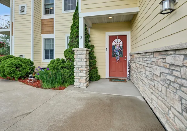 755-hickory-way-2-lake-city-mn-55041/hzid_6d868c25
