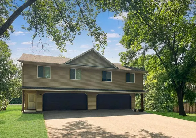 11923-11931-wintergreen-st-nw-minneapolis-mn-55448/hzid_26e1f6c6