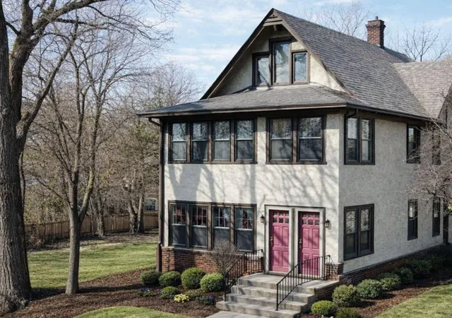 836-thornton-st-se-minneapolis-mn-55414/hzid_577fe41c