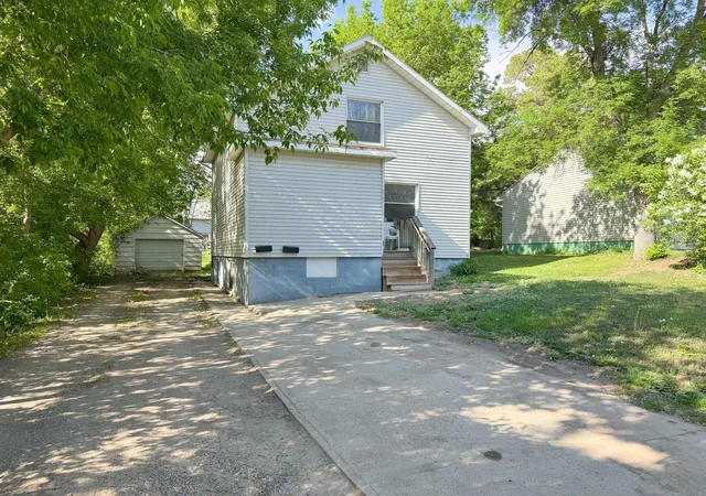 822-w-maple-ave-fergus-falls-mn-56537/hzid_913779c7