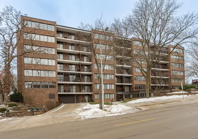 600-4th-st-sw-402-rochester-mn-55902/hzid_6de9cd7d