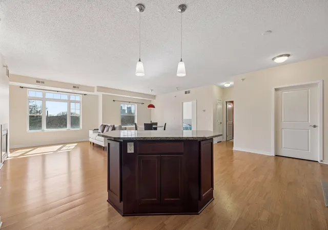 619-8th-street-se-409-minneapolis-mn-55414/hzid_32d28979