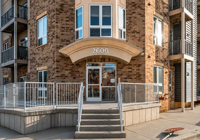 2600-university-ave-se-106-minneapolis-mn-55414/hzid_a4e9bac7