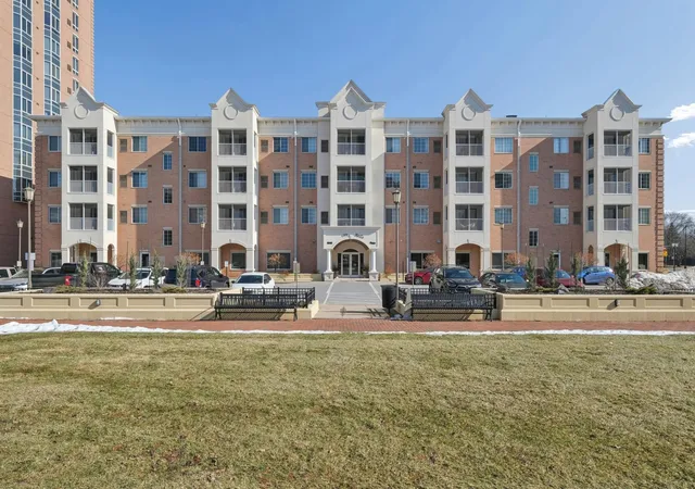 6640-lyndale-ave-s-408-richfield-mn-55423/hzid_e8da584d