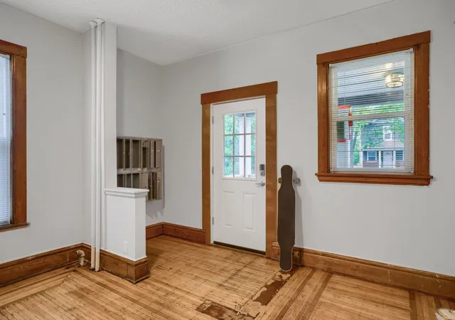 1316-7th-street-se-minneapolis-mn-55414/hzid_7e3933e9