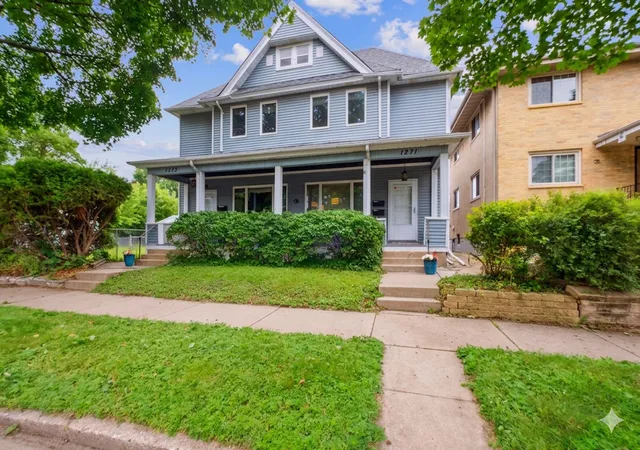 1273-7th-st-w-saint-paul-mn-55102/hzid_8f25652e