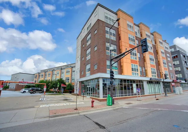 2650-university-ave-w-320-saint-paul-mn-55114/hzid_78ae13f0