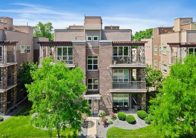 3980-wooddale-ave-s-302-saint-louis-park-mn-55416/hzid_5db66b4a