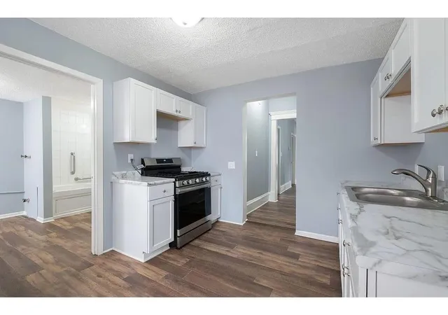 2723-dupont-ave-n-minneapolis-mn-55411/hzid_233f380a