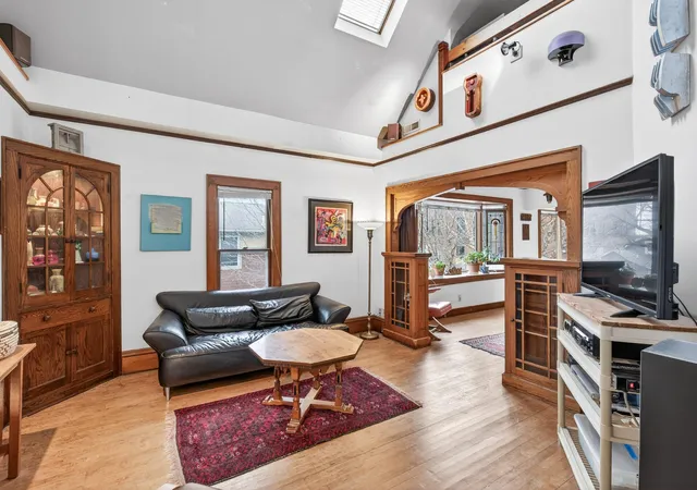 2115-2117-aldrich-ave-n-minneapolis-mn-55411/hzid_63297b53