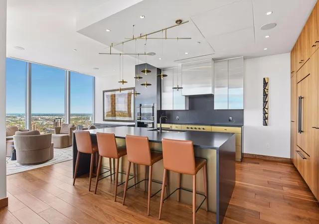 255-hennepin-ave-3303-minneapolis-mn-55401/hzid_64ca51fa