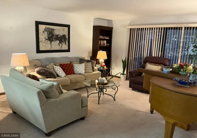 2200-nevada-ave-s-214-saint-louis-park-mn-55426/hzid_7d197c6c