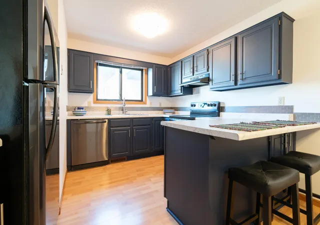 5425-orleans-ln-n-6-minneapolis-mn-55442/hzid_4ae4d687