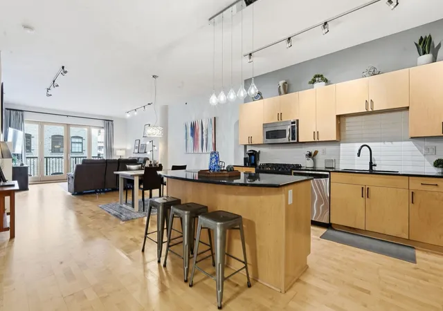 401-n-2nd-st-407-minneapolis-mn-55401/hzid_7a5a36ba