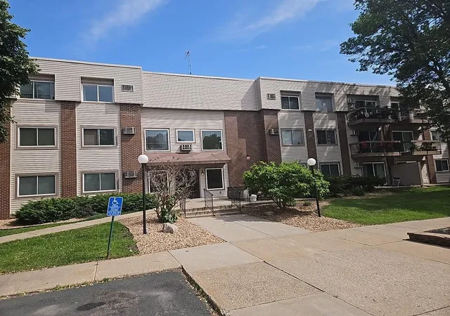 2800-hillsboro-ave-n-307-new-hope-mn-55427/hzid_1721f3ab