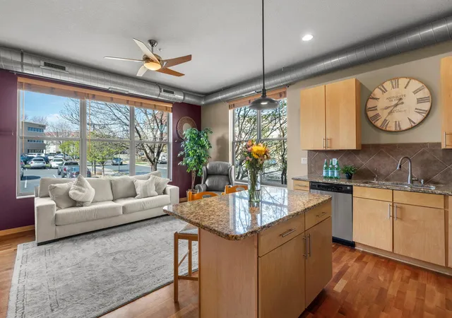 3640-wooddale-ave-s-121-saint-louis-park-mn-55416/hzid_86c49e44