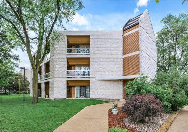 14575-burma-ave-w-304-rosemount-mn-55068/hzid_5743f126