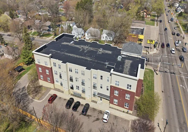 1776-maryland-ave-e-106-saint-paul-mn-55106/hzid_3d71eec1