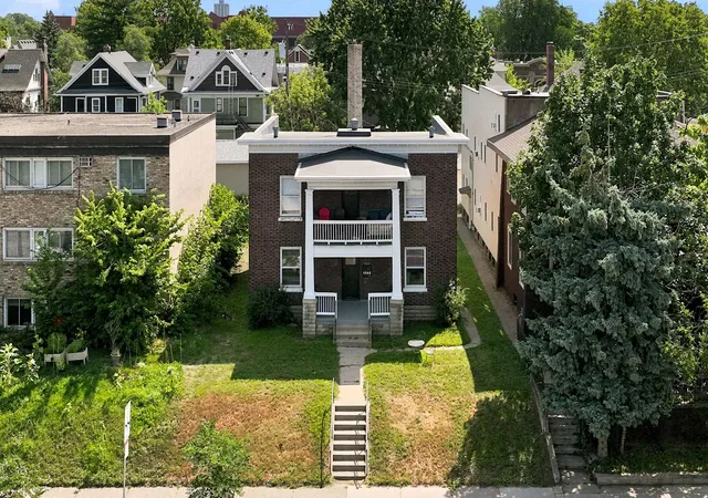 2641-lyndale-ave-s-minneapolis-mn-55408/hzid_2e7d9f60