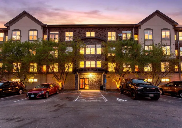 13560-technology-dr-1115-eden-prairie-mn-55344/hzid_c89c346b