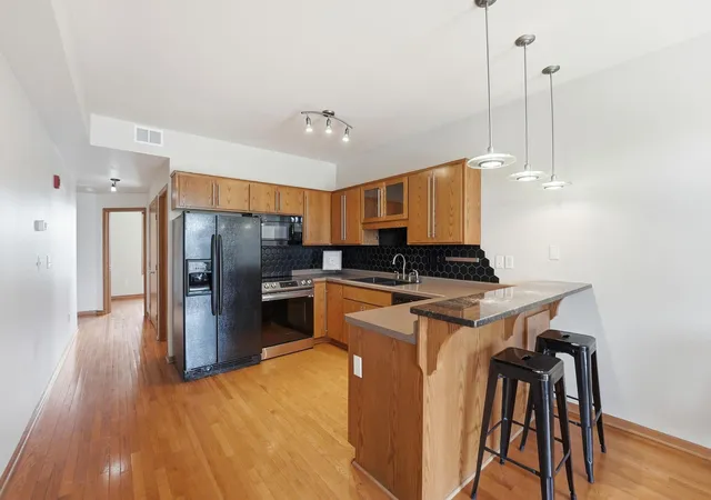 15-e-minnesota-st-211-saint-joseph-mn-56374/hzid_1dff9e5a