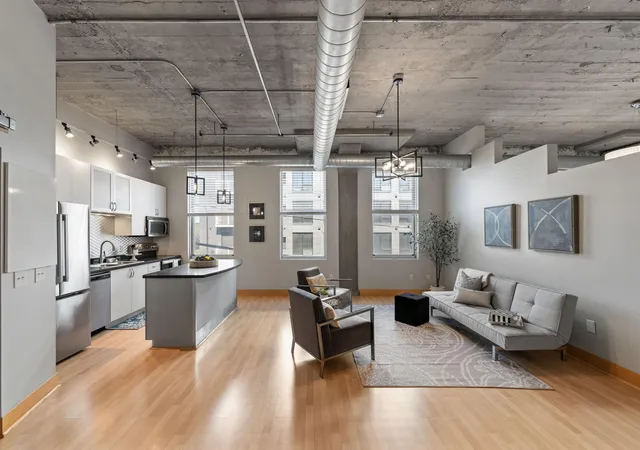 918-3rd-st-n-207-minneapolis-mn-55401/hzid_033e2ec7