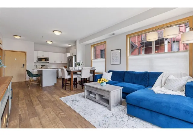 3310-nicollet-ave-102-minneapolis-mn-55408/hzid_b66b2a3d