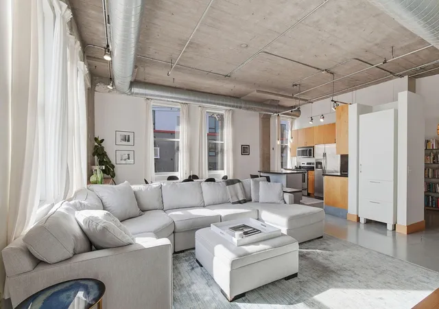 918-3rd-st-n-306-minneapolis-mn-55401/hzid_e4fbcab6