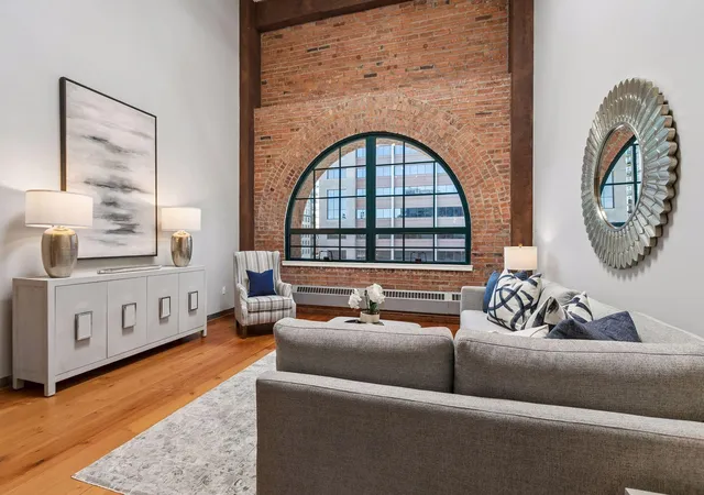 250-park-ave-705-minneapolis-mn-55415/hzid_aa761ac7
