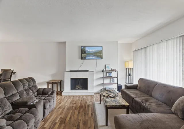 4207-lakeside-ave-n-328-minneapolis-mn-55429/hzid_2e6004f9