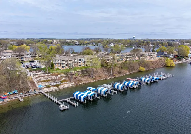 4407-wilshire-blvd-309-mound-mn-55364/hzid_f20a89f7