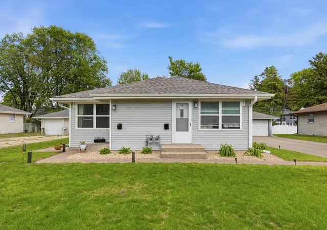 309-washington-ave-s-hopkins-mn-55343/hzid_0350e7d6