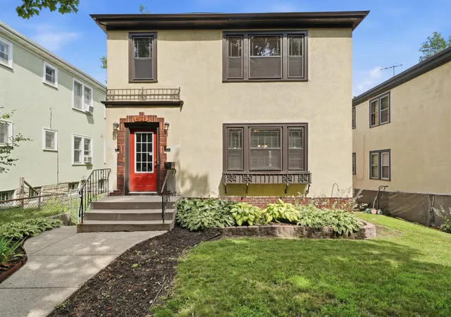4029-11th-avenue-s-minneapolis-mn-55407/hzid_d4278ea2