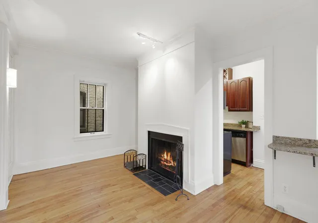 220-marshall-ave-3-saint-paul-mn-55102/hzid_4125a941