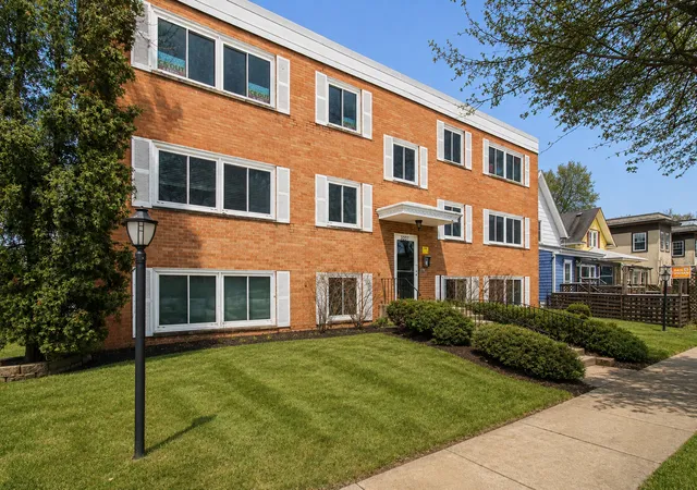 3237-15th-avenue-s-15-minneapolis-mn-55407/hzid_16cf1536