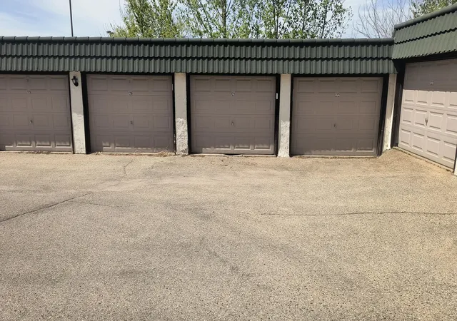 12842-nicollet-ave-102-burnsville-mn-55337/hzid_d24cbdb0
