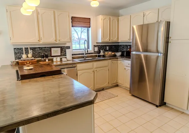 208-nw-5th-st-nw-b-dilworth-mn-56529/hzid_97063049