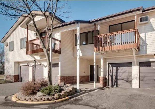 4012-foss-rd-206-saint-anthony-mn-55421/hzid_49bc8b2a