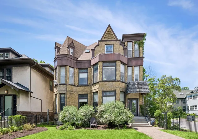 2700-pillsbury-ave-s-minneapolis-mn-55408/hzid_14a774de