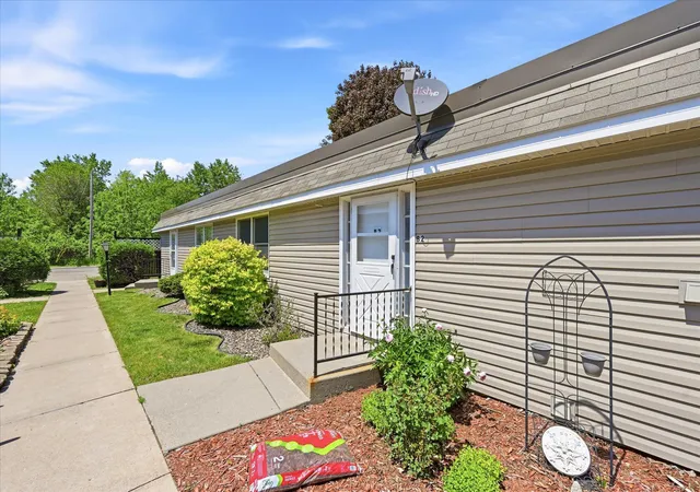 6081-paris-ave-n-b2-stillwater-mn-55082/hzid_f7b362ed
