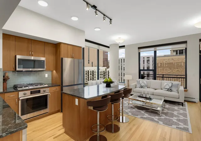 740-portland-ave-808-minneapolis-mn-55415/hzid_5d810453