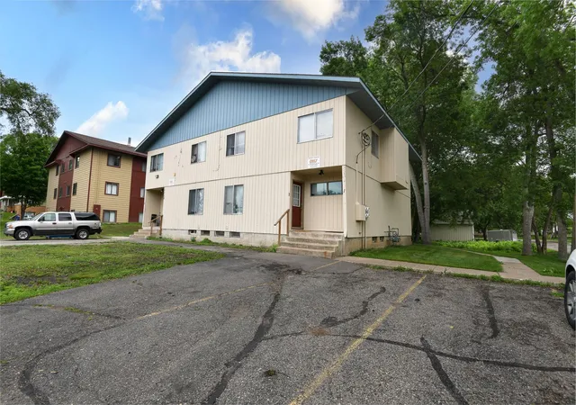 1116-7th-avenue-s-saint-cloud-mn-56301/hzid_a7c5a6d2
