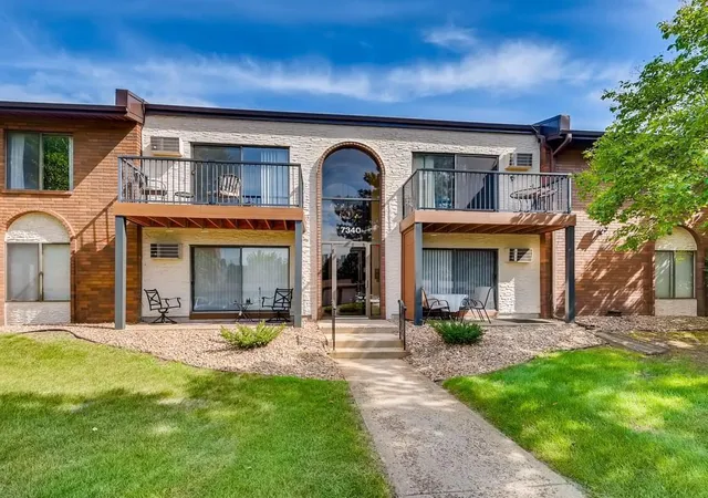 7340-york-ave-s-208-edina-mn-55435/hzid_054afa5c