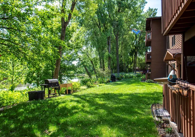4830-babcock-trl-111-inver-grove-heights-mn-55077/hzid_68759ee7