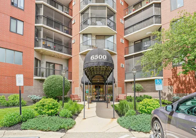 6500-woodlake-dr-702-richfield-mn-55423/hzid_9a46719d