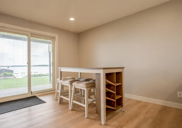 151-lake-ave-n-102-spicer-mn-56288/hzid_b365a166