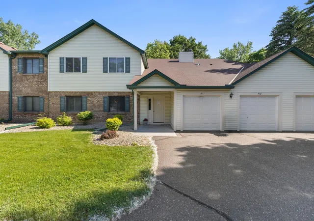 975-heritage-ct-e-206-vadnais-heights-mn-55127/hzid_e9e73ea5