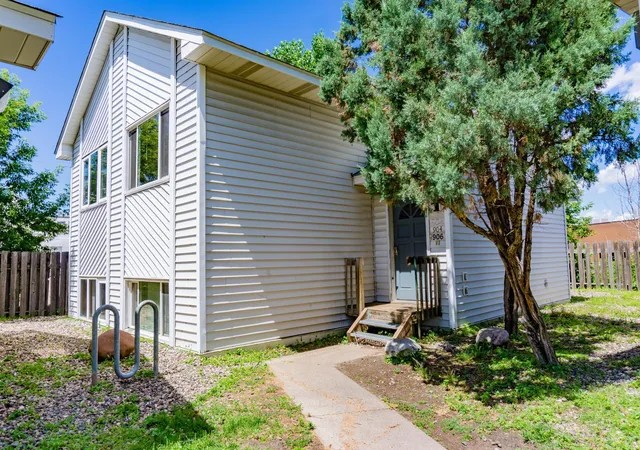 904-9th-avenue-se-minneapolis-mn-55414/hzid_c7f495e8