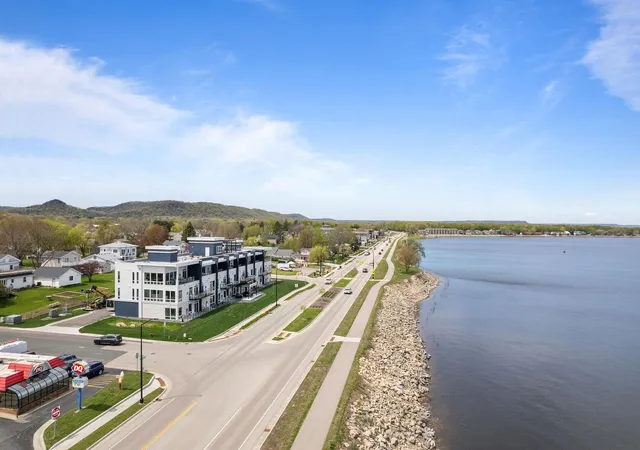 907-n-lakeshore-dr-303-lake-city-mn-55041/hzid_b2744757